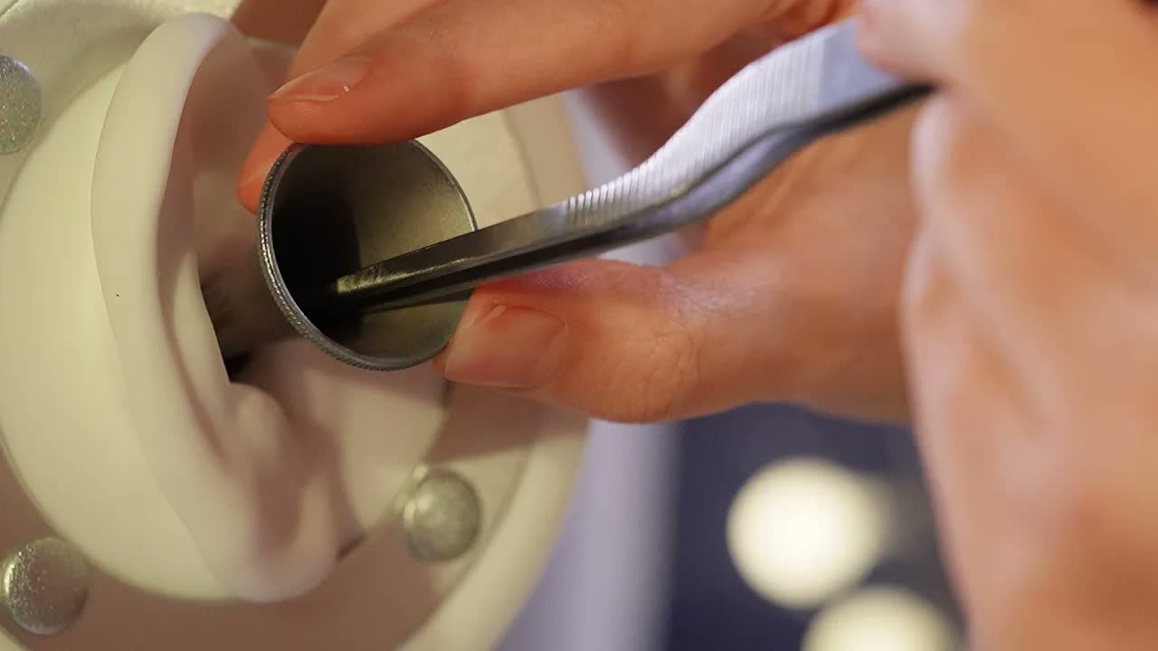 [뭉띠MOONGDI ASMR] 看似随意却酥麻起鸡皮 沉浸式掏耳朵助眠 (无人声) 🍅