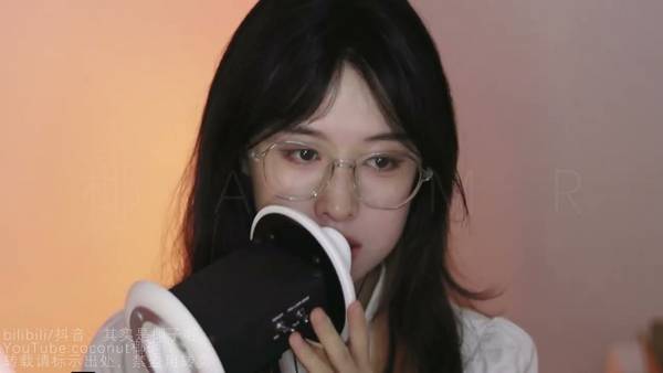 [椰子]亲吻啵啵口腔音+缓慢采耳，哄你轻松入睡 🍅