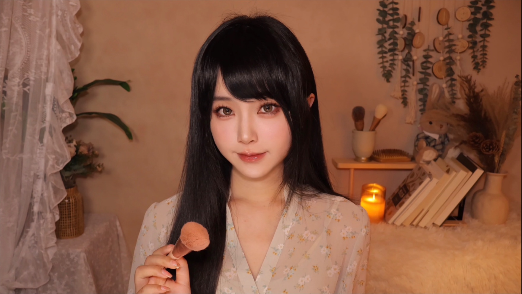 [小奈别失眠] 夏依佟为你化妆｜路小染重度依赖｜梳头化妆刷｜温柔耳语助眠｜女寝情景｜依路同行 🍅