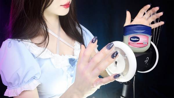 [Workt]轻松享受深度舒适！女佣帮你来一场深度耳部按摩！ 🍅