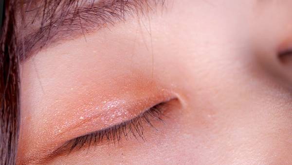 [PPOMO]闪闪惹人爱的PPOMO小姐姐拿着各种闪闪发光的道具让你轻松进入梦乡 🍅