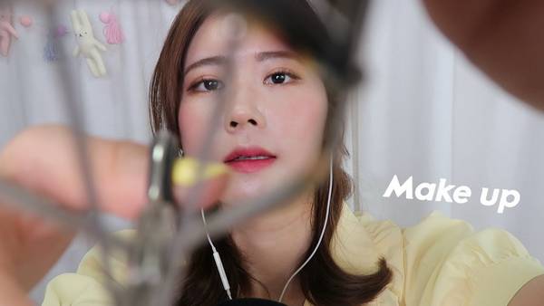 【角色扮演】小姐姐为你化妆，刷刷你的小脸 🍅