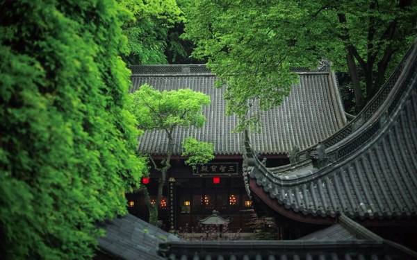 寺庙流水钟声，令人心境平和柔顺，放松催眠 🍅