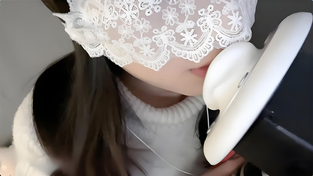 [今天又变好看了] 湿滑包裹舔耳口腔音 | 白色面纱 | 女友哄睡 [2024-01] 🍅