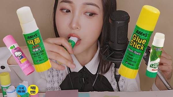 【咀嚼音】ASMR吃食用胶水 校园恶作剧系列4 🍅