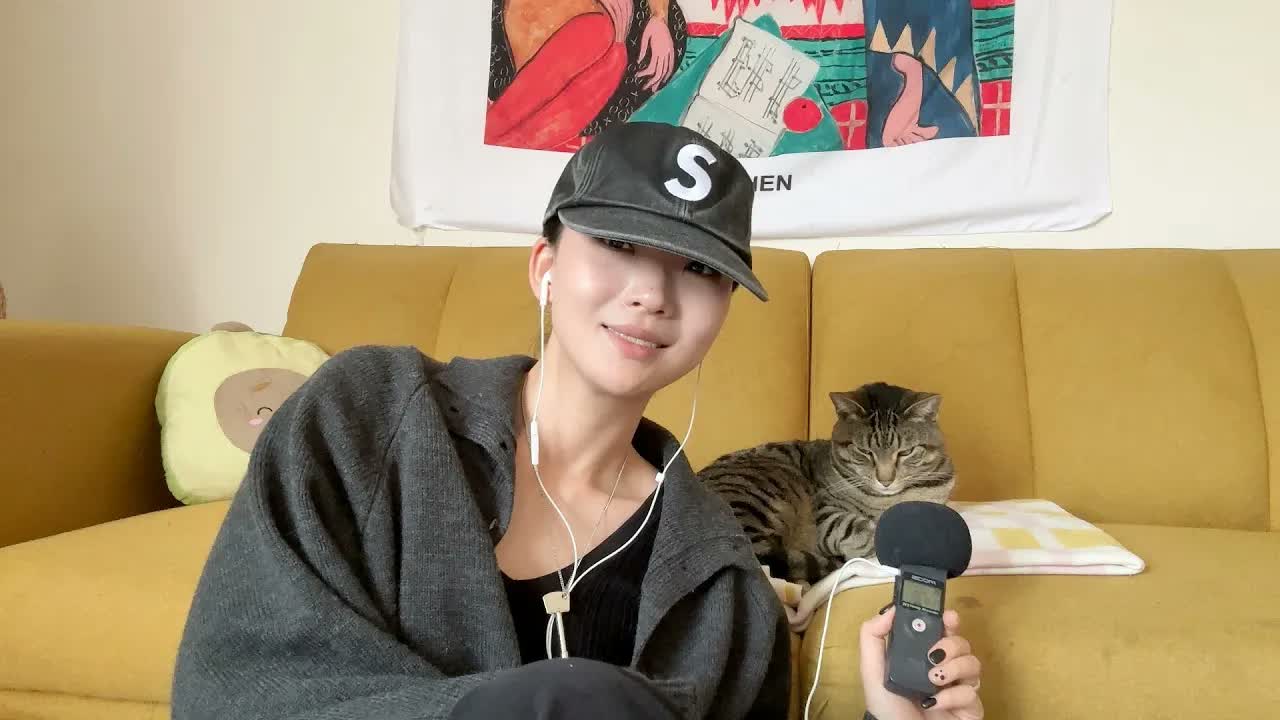 [Judy asmr] | 一起来整理房间吧🏠 (轻柔耳语，敲击，清洁助眠音) 🍅