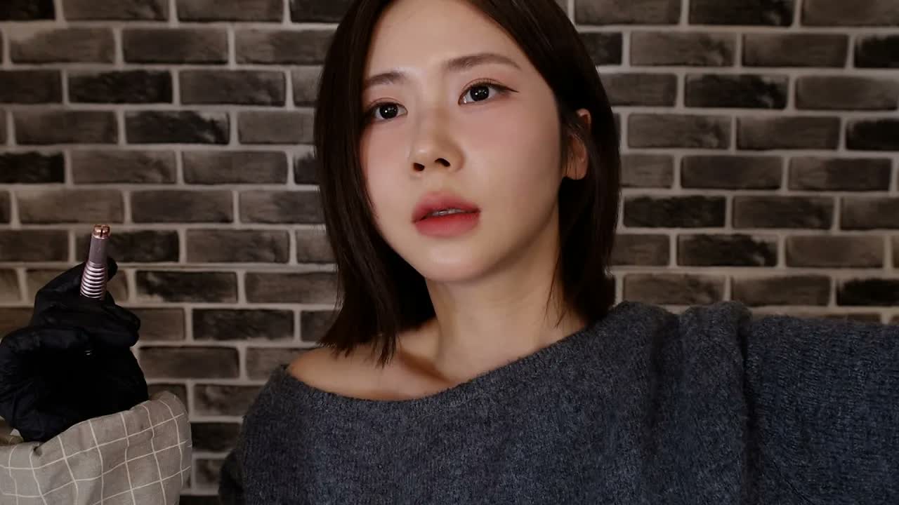 [Mongsilunnie 몽실언니] 好痛但好困哦老师…😪助你入眠的深夜纹身店 | 放松解压 🍅